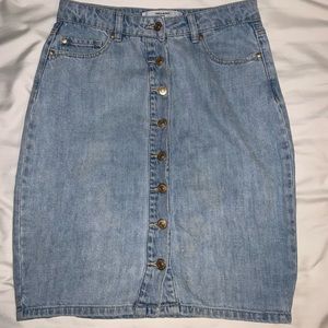 Denim skirt